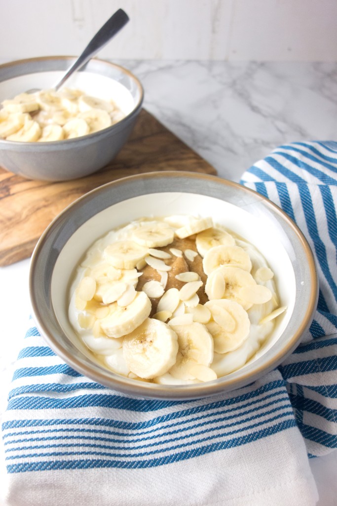 banana protein breakfast bowl